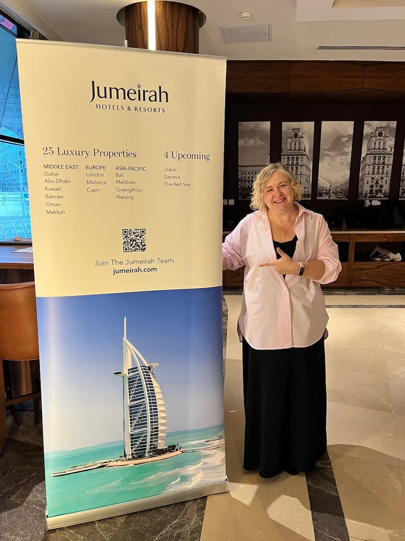 Waitress, Jumeirah Al Naseem, ОАЭ