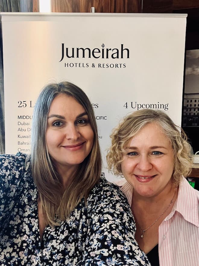 Waitress, Jumeirah Al Naseem, ОАЭ